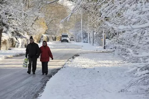 Everywhere In The UK Faces The Possibility Of Eight Inches Of Snow Tomorrow