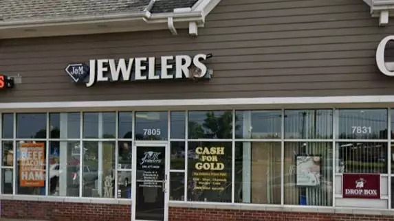 Jewellers Buries $1 Million Of Valuables For Treasure Hunt
