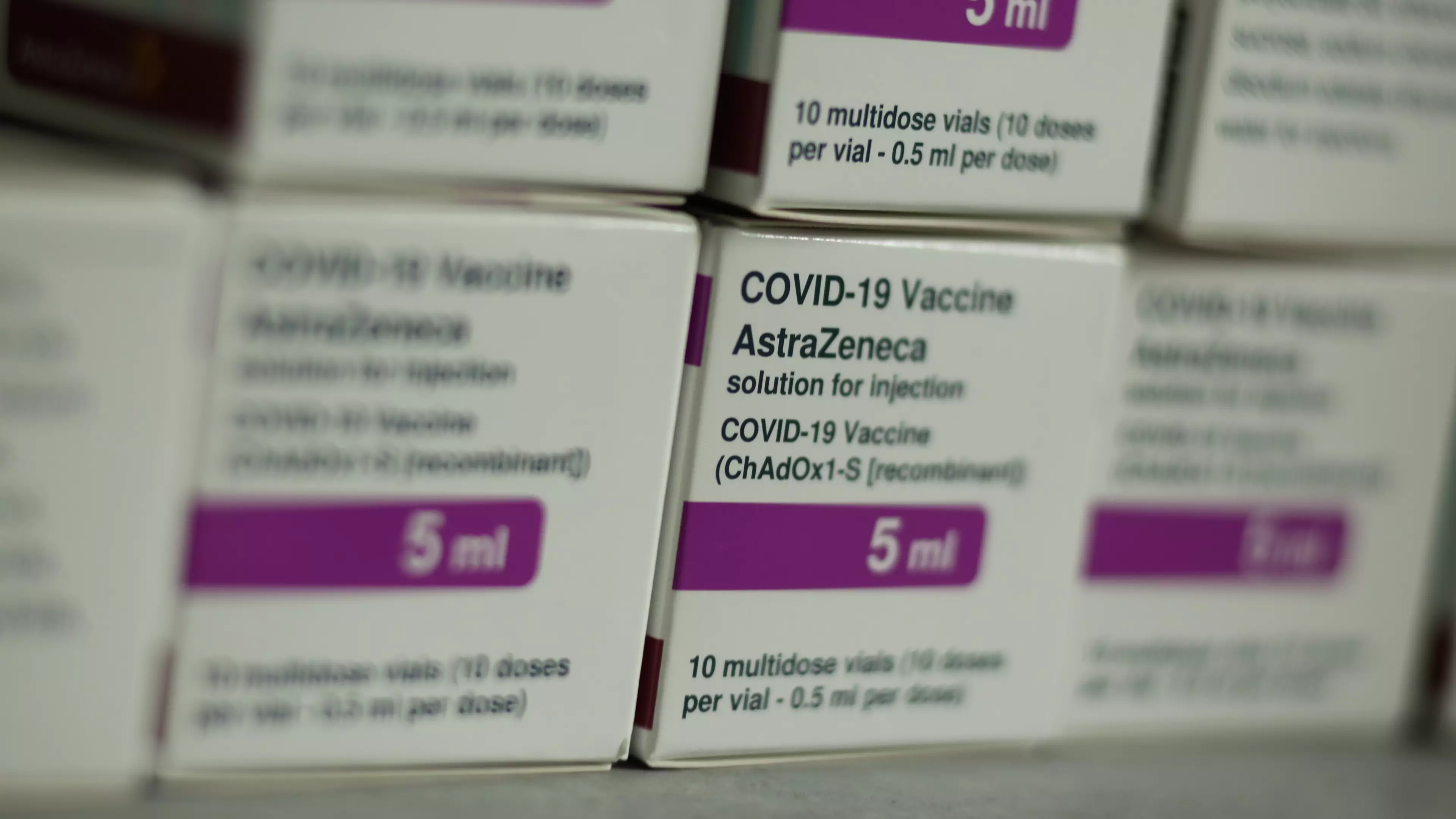 Under-30s To Be Offered Alternative To Oxford/AstraZeneca Vaccine