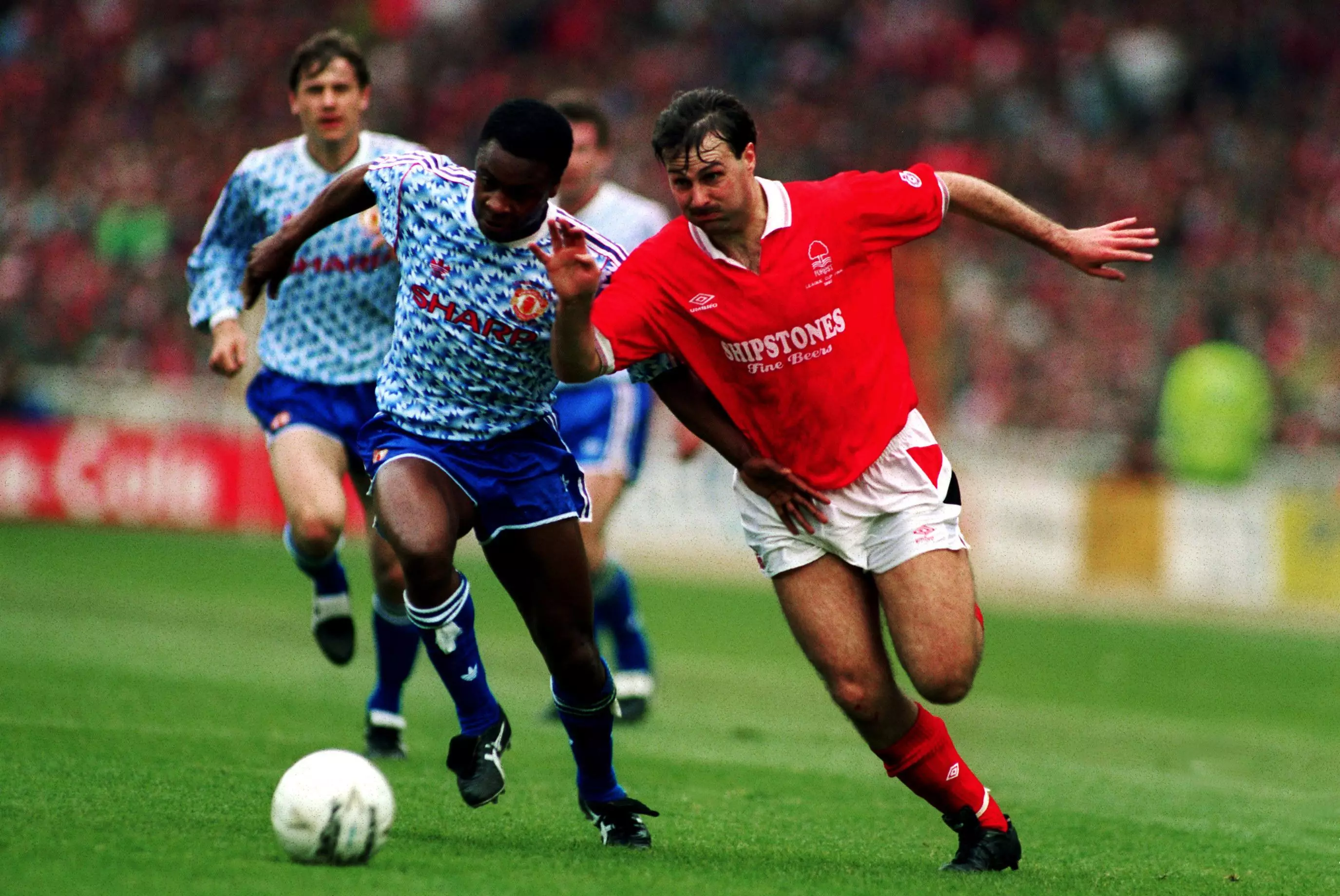 Paul Parker battles with Nottingham Forest's Brett Williams in 1992. (Image
