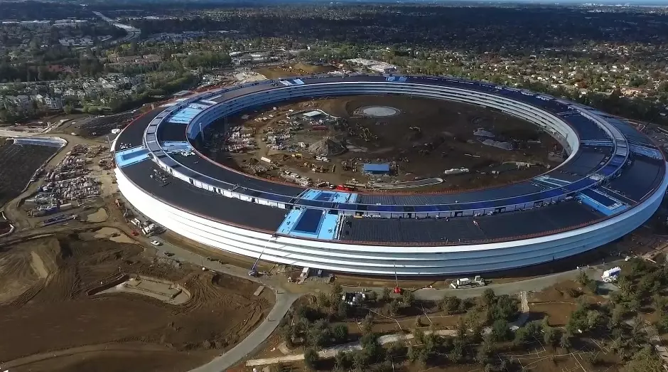 Someone Flew A Drone Over Apple's New Campus And It's Modern AF