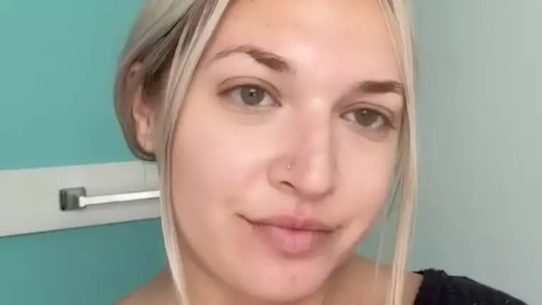 Woman Almost Dies After High-Cut Jeans Give Her A Wedgie