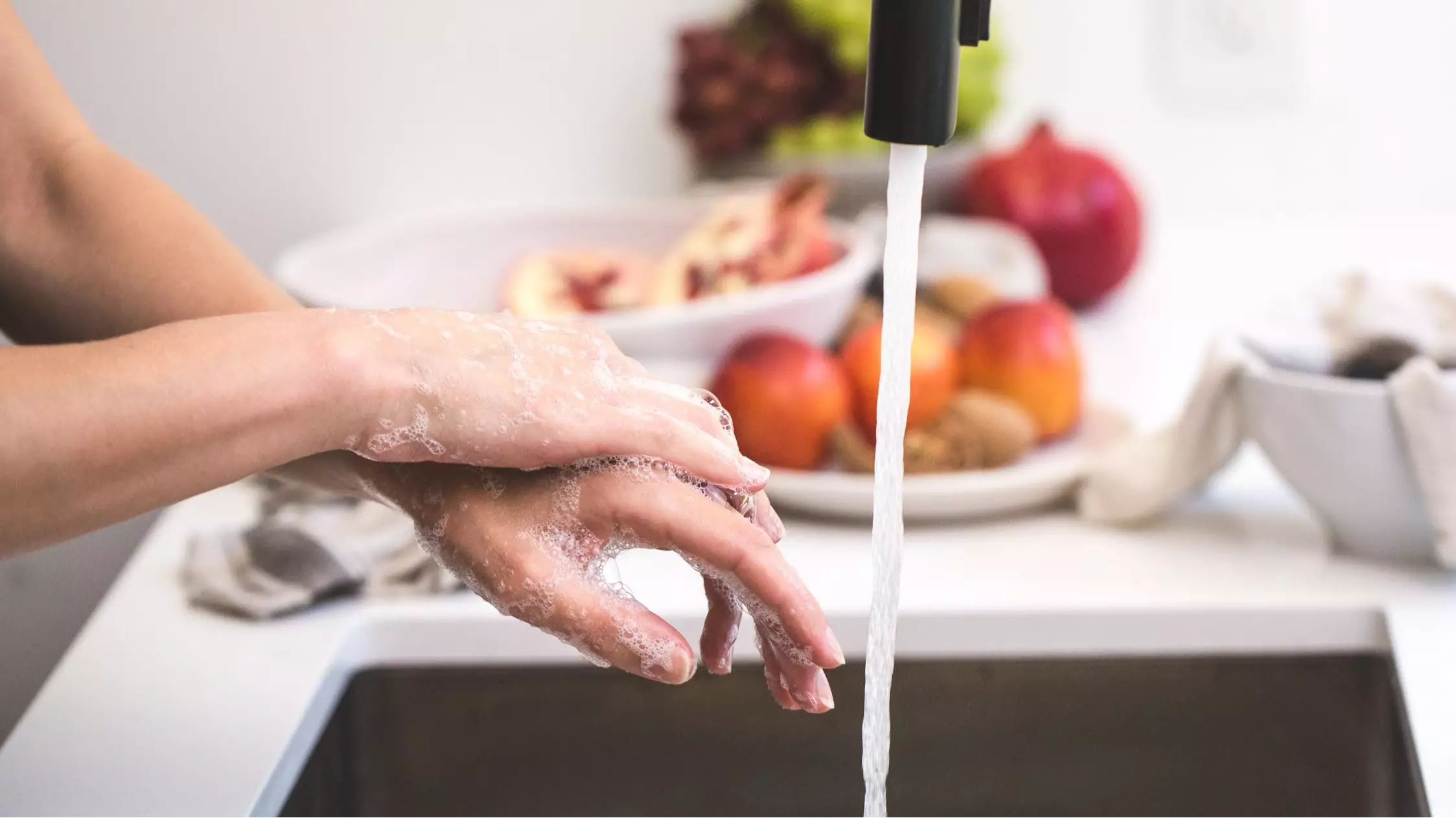 Mum Sparks Debate On Whether It's Unhygienic To Wash Babies In The Sink