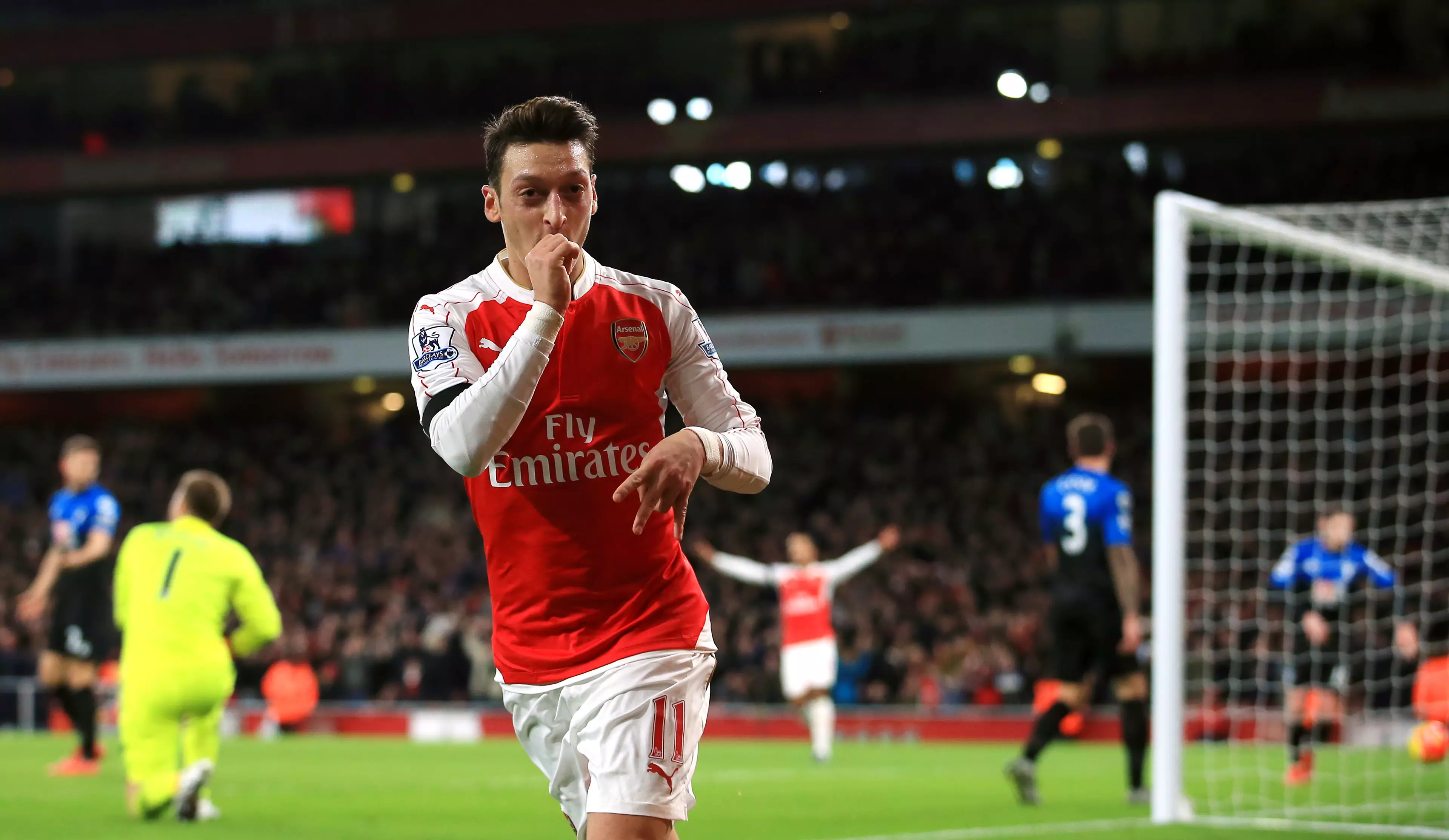 Could the Arsenal midfielder be about to make a move to Old Trafford? Image: PA Images.