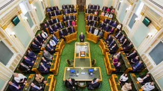 There Are Calls For Aussie Politicians To Undergo IQ Tests