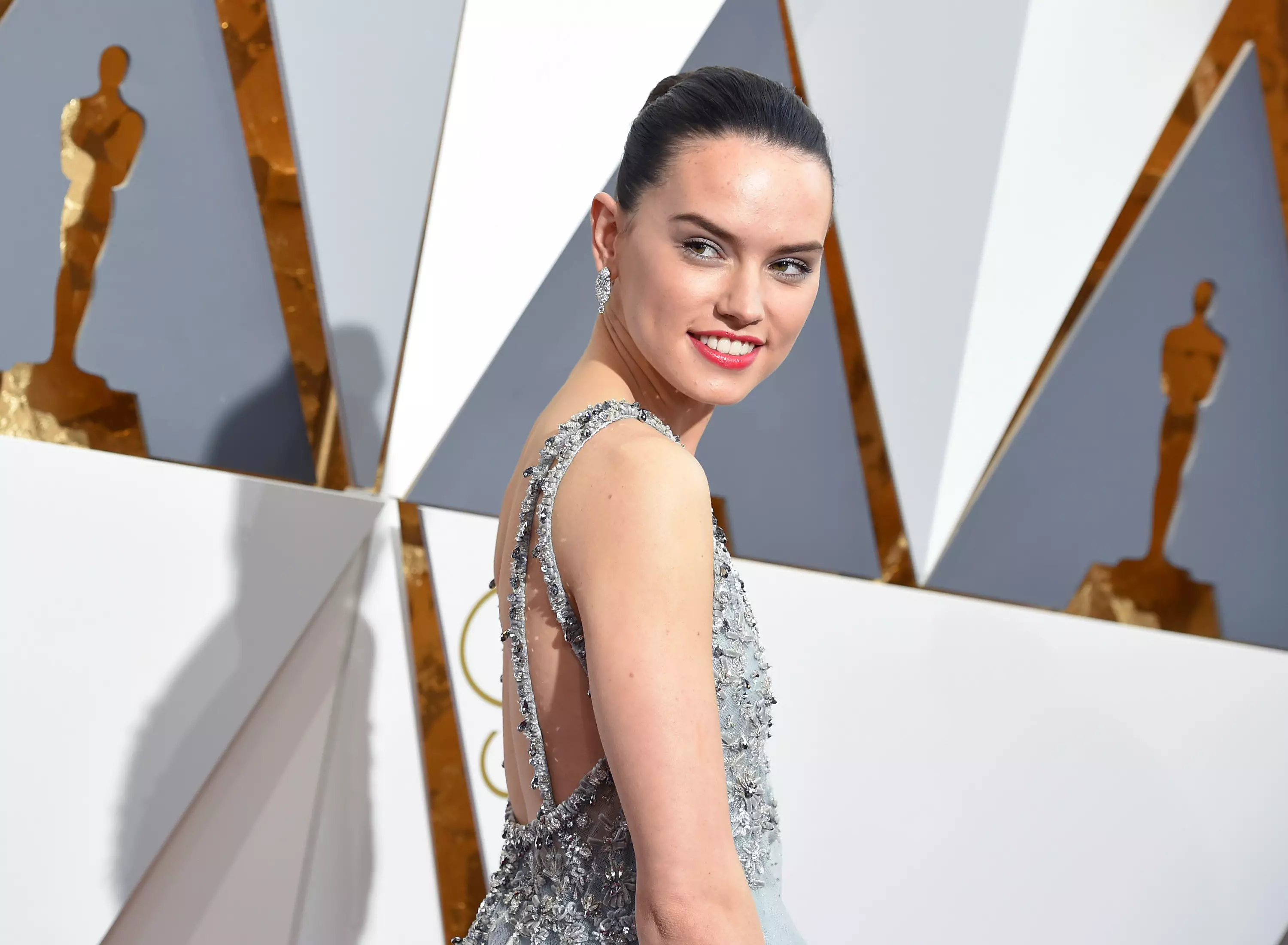 Daisy Ridley Is Being Considered For The New 'Tomb Raider' Reboot