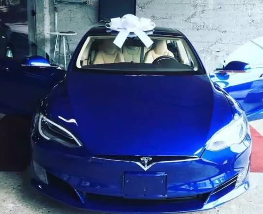 'Best Boss In The World' Receives Dream Car From Employees