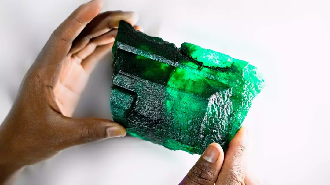 Miner And Geologist Discover £2 Million Emerald In Zambian Mine