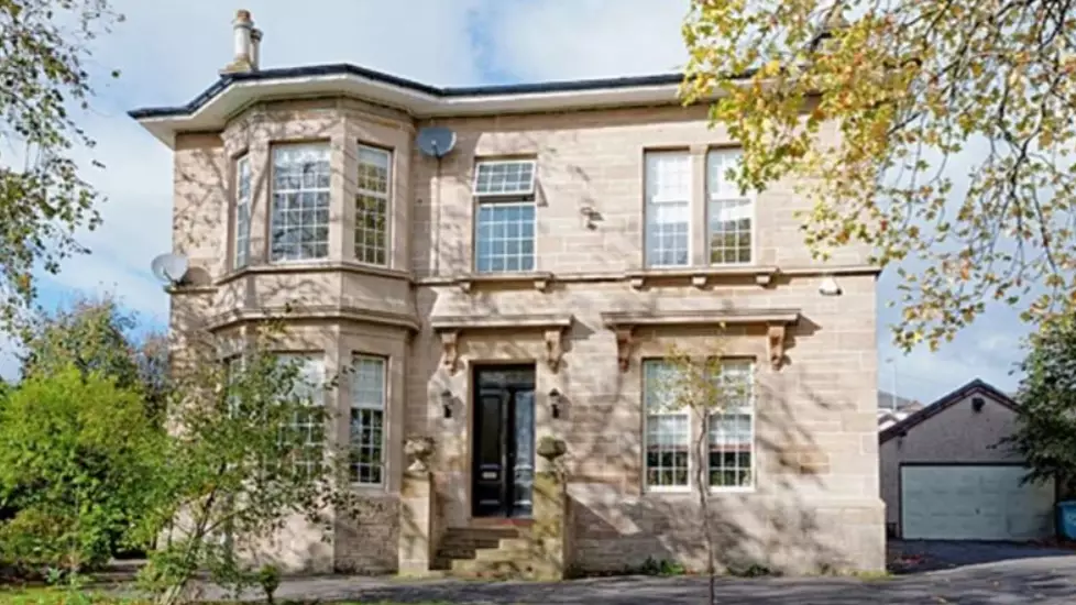 Man Is Raffling Off His £570,000 House For £2.50