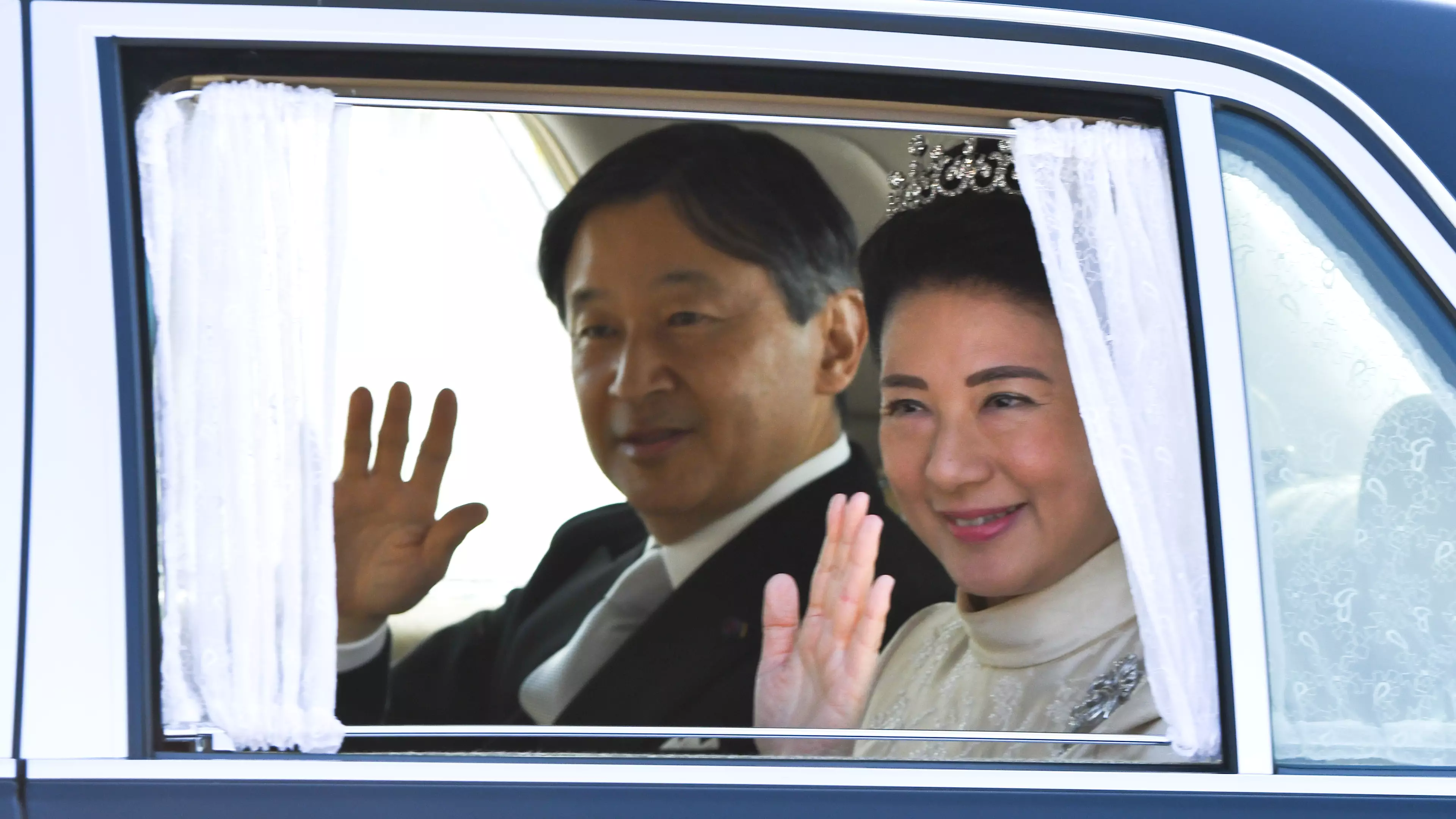 Japanese Emperor Is Having A £193 Million Date With Sun Goddess
