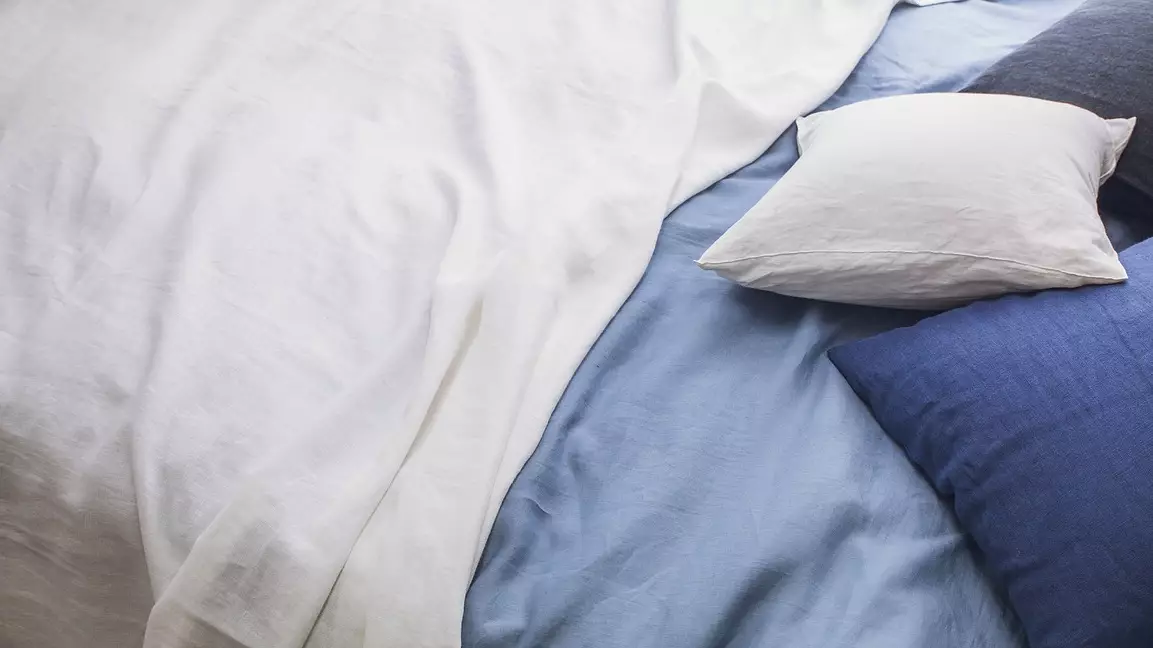Man Diagnosed With Dangerous 'Feather Duvet Lung' Caused By Bedding 