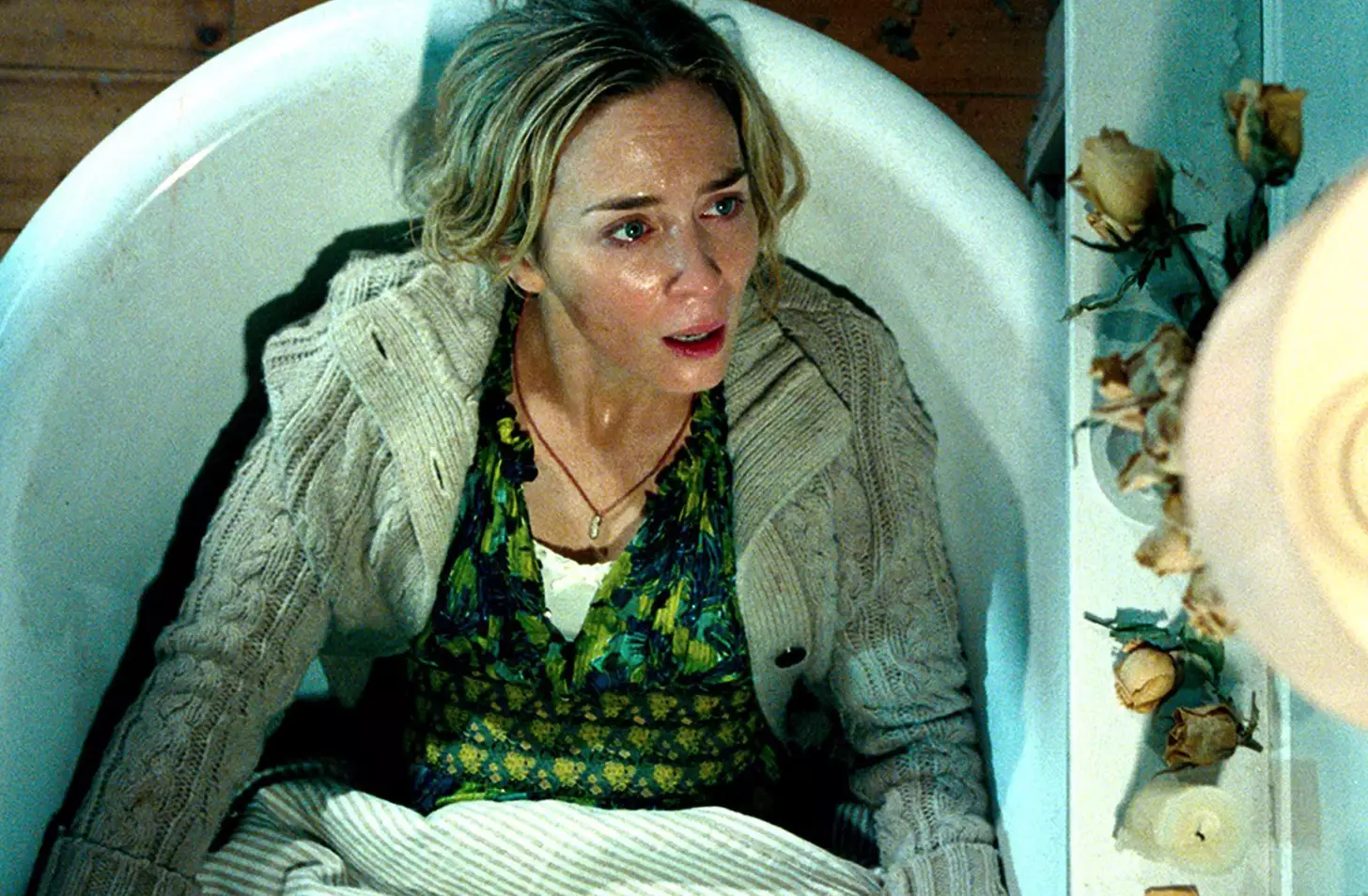 Emily Blunt as Evelyn will have to cope with a newborn baby in a world where if you make noise, you will be hunted and killed (