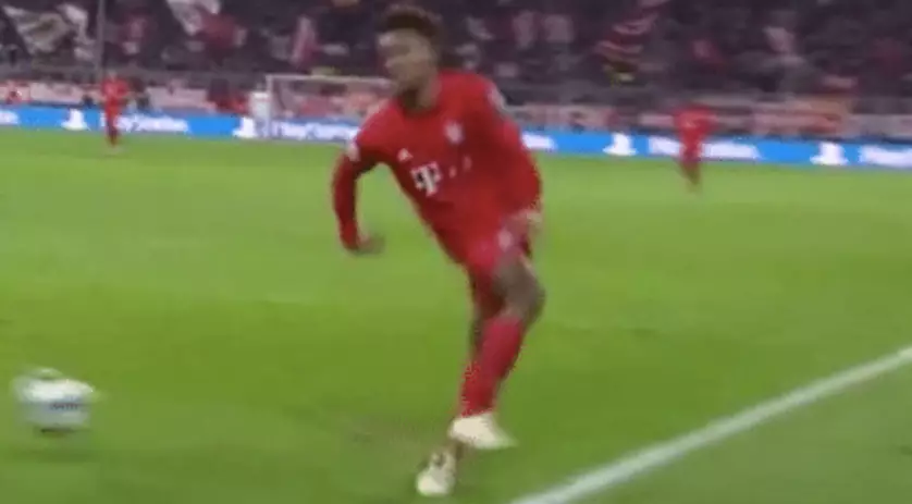 Bayern Munich's Kingsley Coman Suffers Horrific Knee Injury Against Tottenham