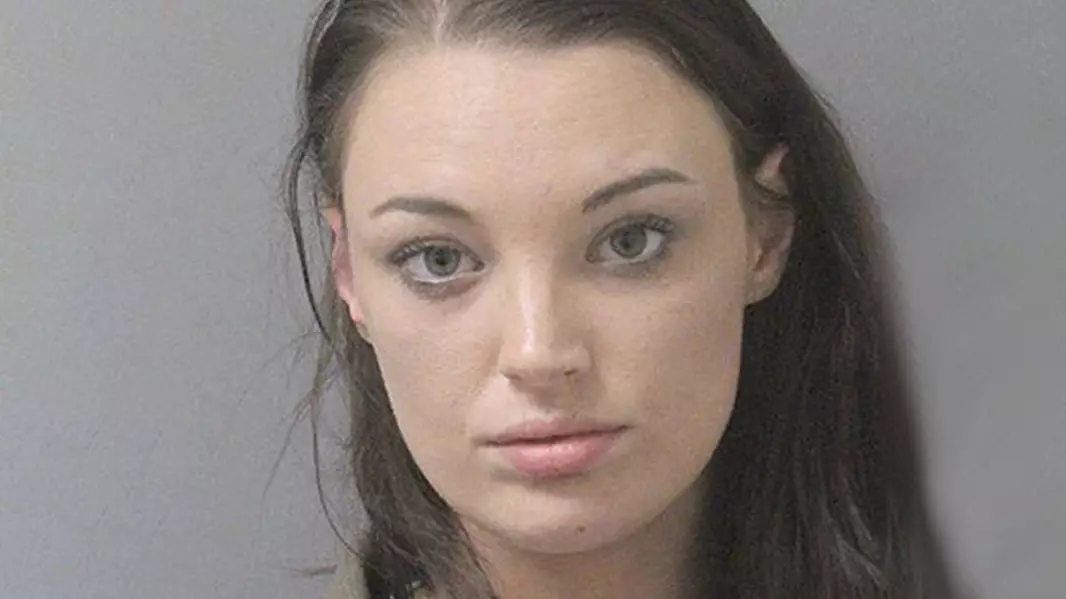 Woman Found With $6,000 And Meth Inside Her Vagina Denies It's Hers