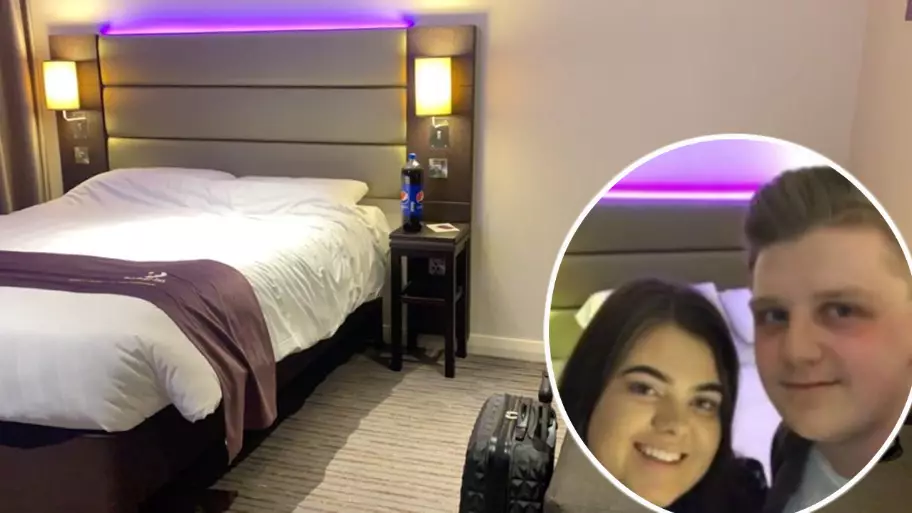 Daughter Shares Mum's Text About Hotel Room With Just One Bed