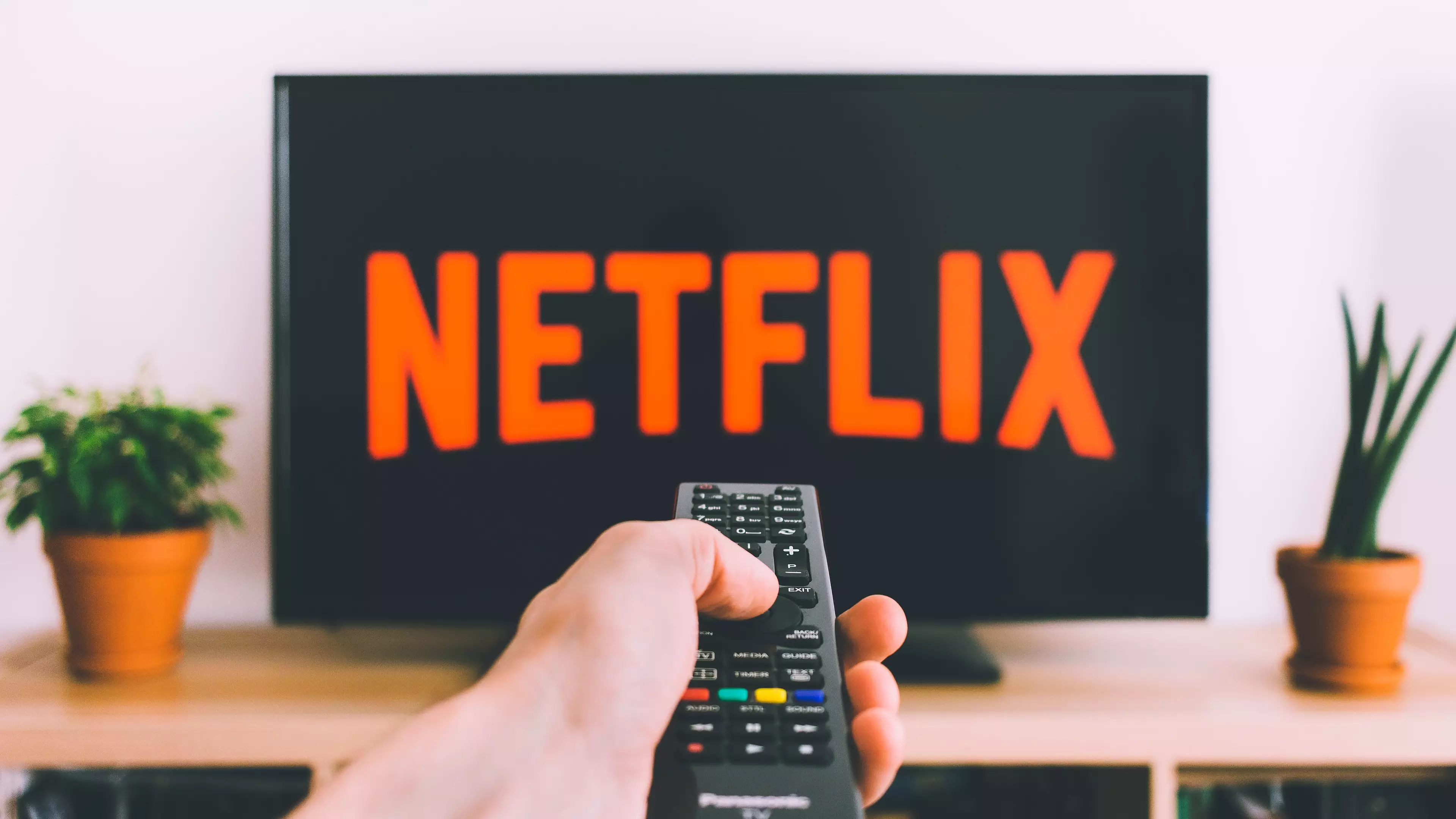 It Could Soon Be Impossible To Binge Your Favourite Netflix Shows And We’re Devastated 