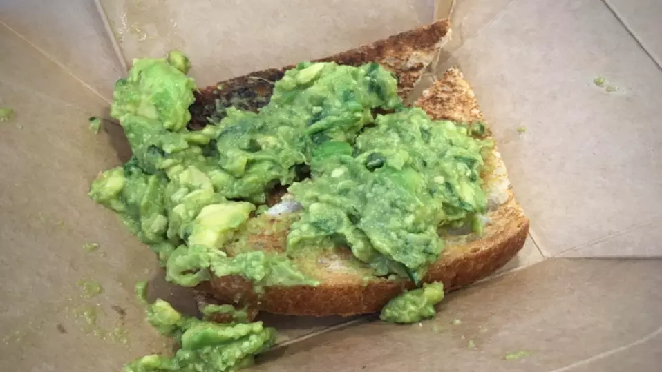 Person Horrified After Paying $15.70 For This Smashed Avo In London