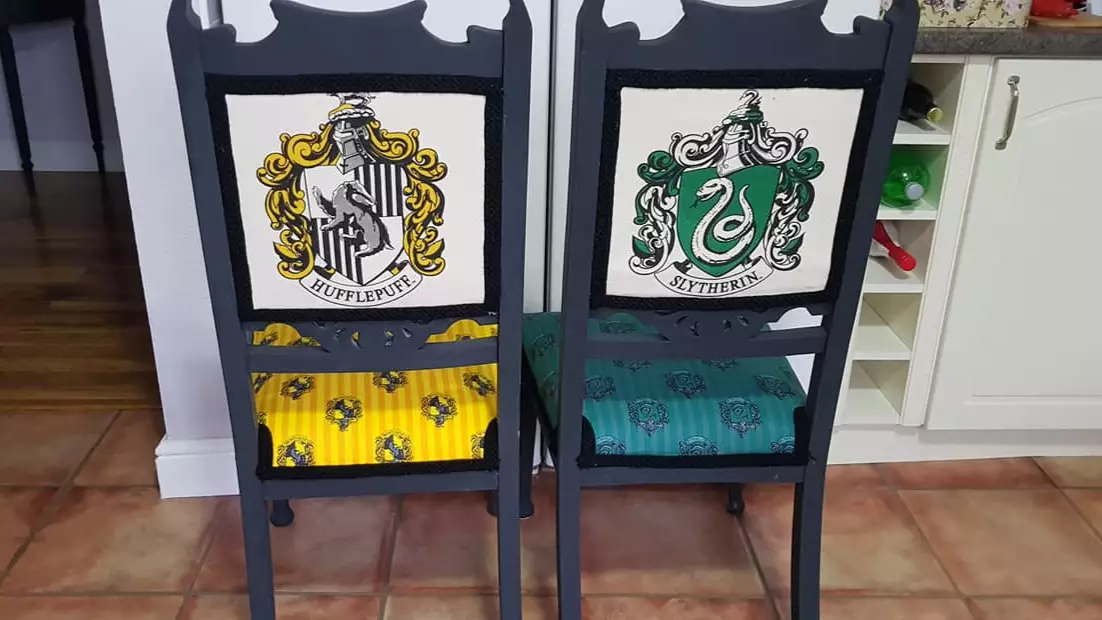 Woman Creates 'Harry Potter' Dining Set Using Just £1 Tote Bags