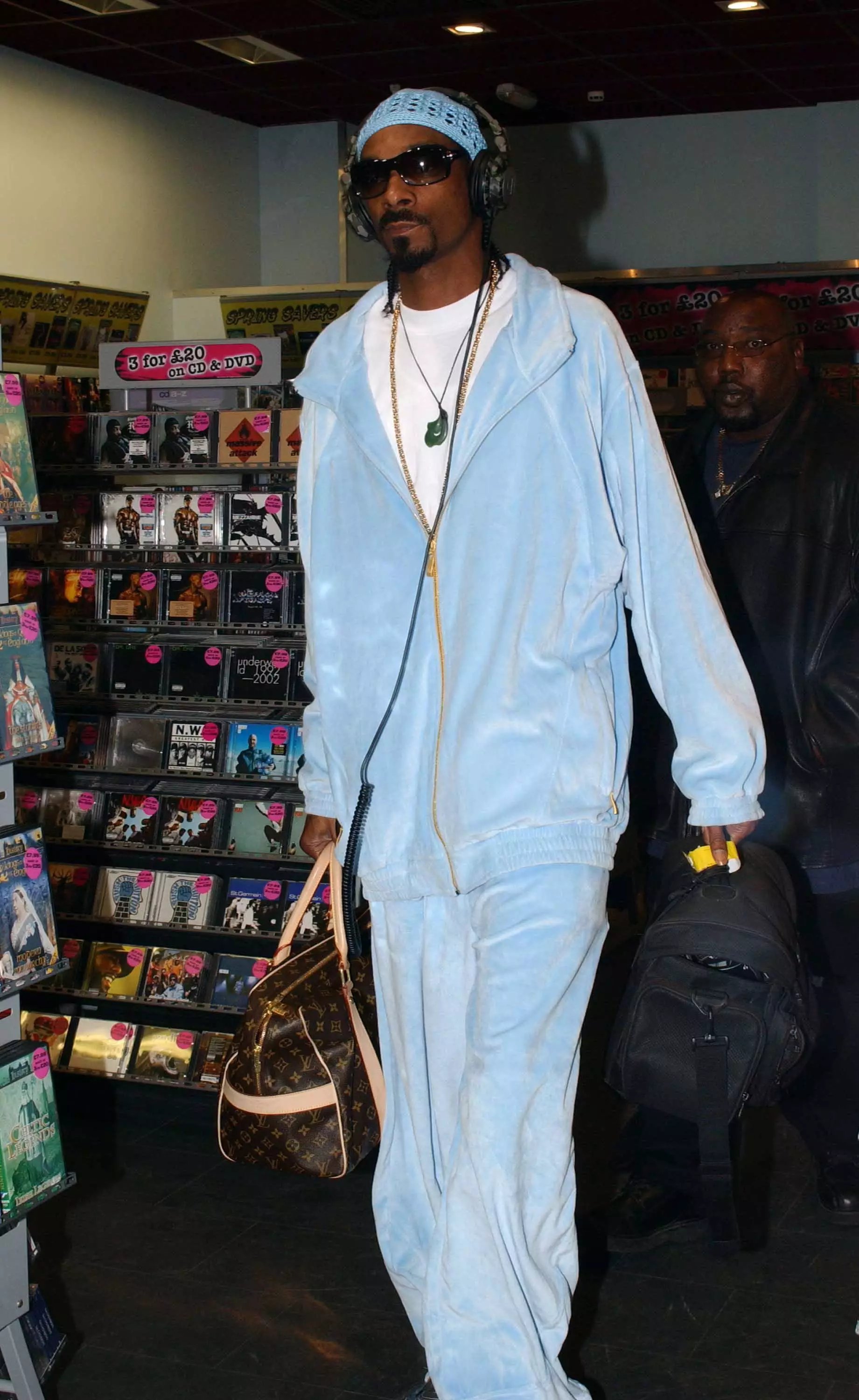 Snoop Dogg put on a DJ set in an Exeter nightclub, where he left behind a rucksack full of cash.