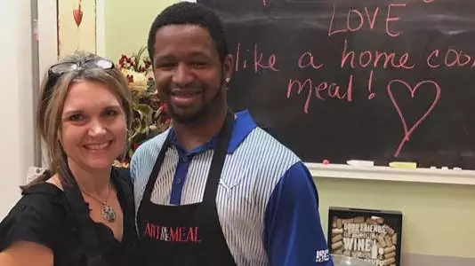 Texan Woman Changes Homeless Man’s Life After Letting Him Stay With Her