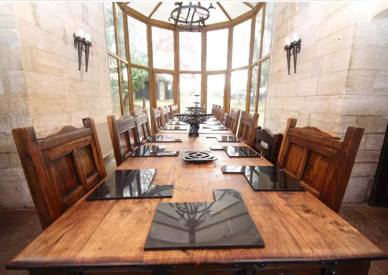 The impressive dining table.