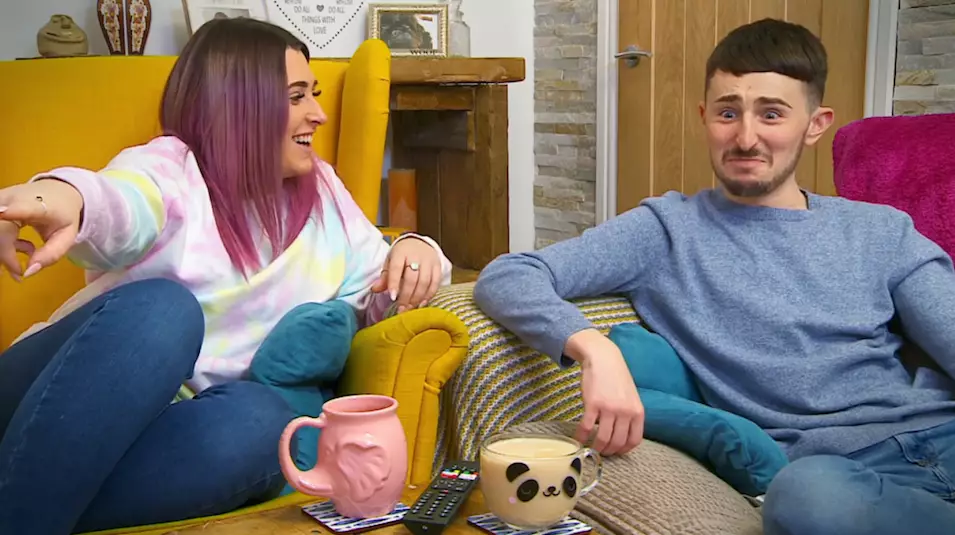 Pete stars on 'Gogglebox' with his sister Sophie (