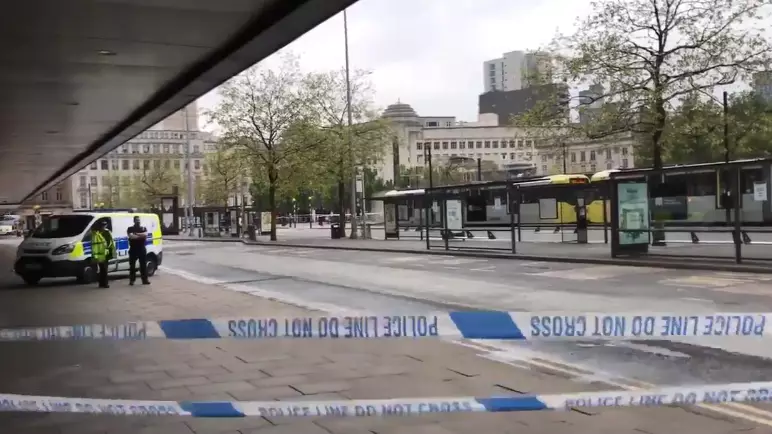 Manchester's Piccadilly Gardens Cordoned Off Due To Suspicious Package