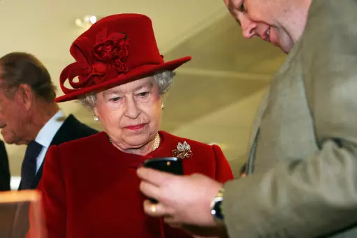 The Queen's Hiring Someone To Do All Her Tweeting