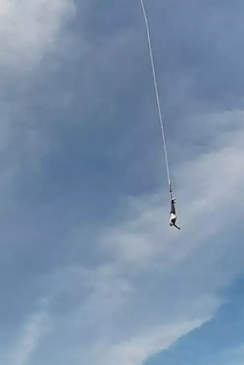 Bungee online rope breaks