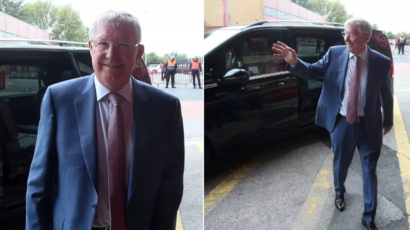 Sir Alex Ferguson Receives The Most Incredible Welcome On His Return To Old Trafford 