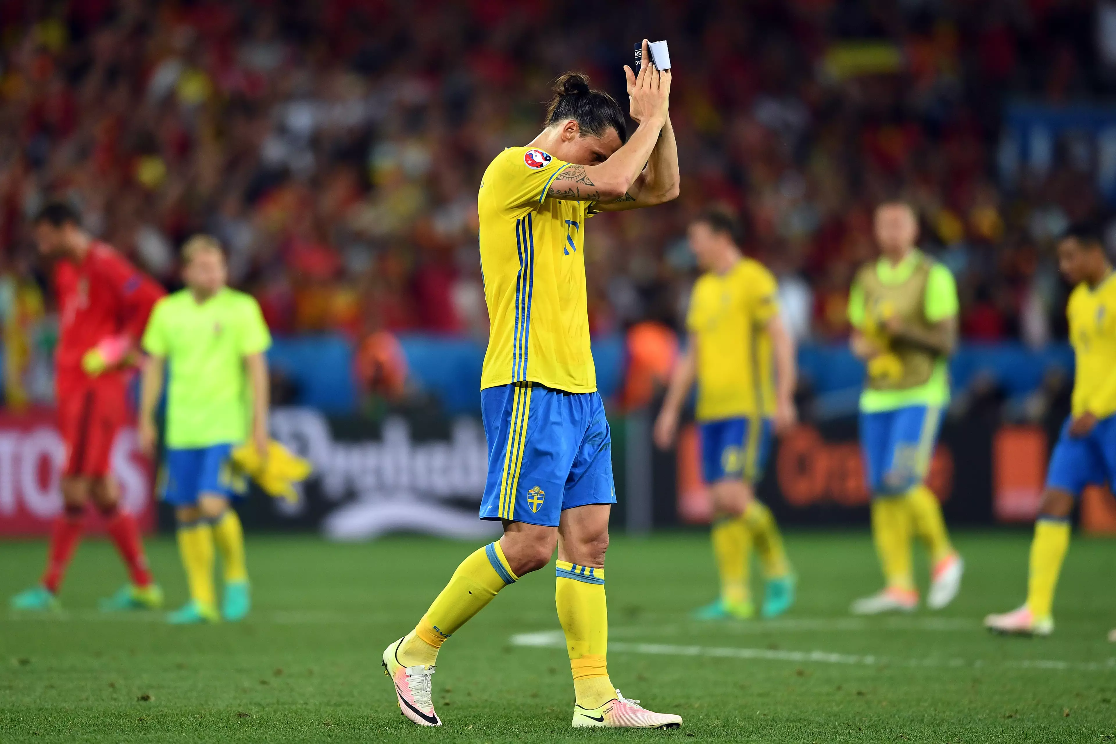 Zlatan applauds the fans after his previous game with the national team. Image: PA Images