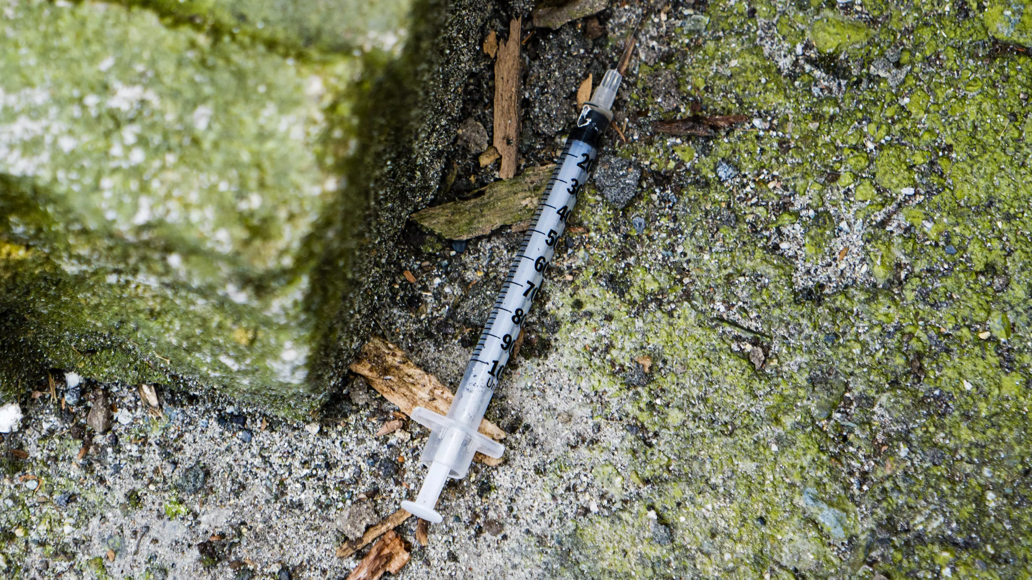 Addicts In Britain Are Taking The Flesh-Eating 'Zombie' Drug 'Krokodil' 