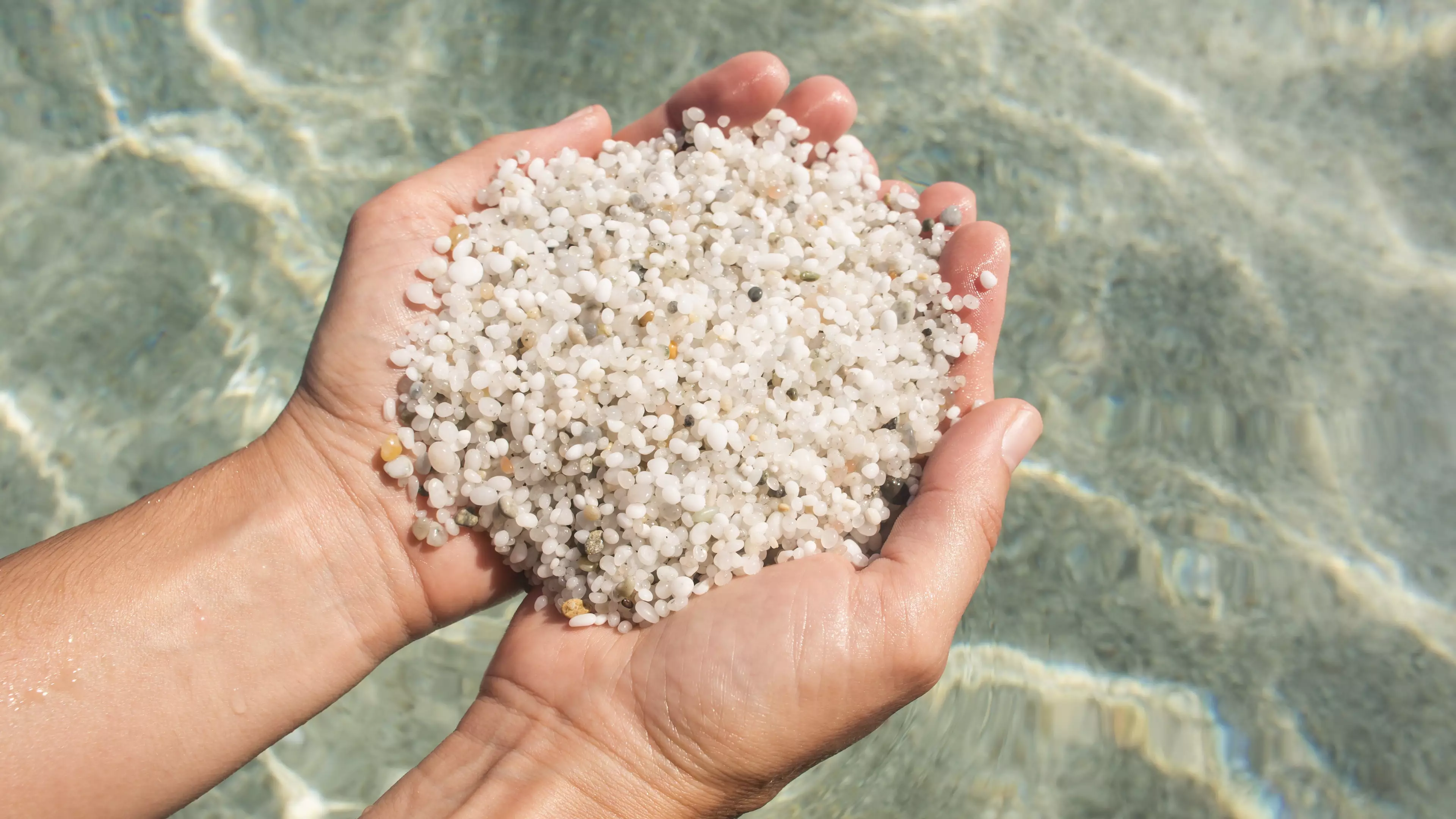 Tourist Fined £890 For Stealing Sand From Sardinian Beach
