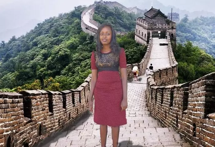 Girl Asks Friends To Photoshop Her Into Her Dream Holiday, Photoshops Are Hilariously Terrible