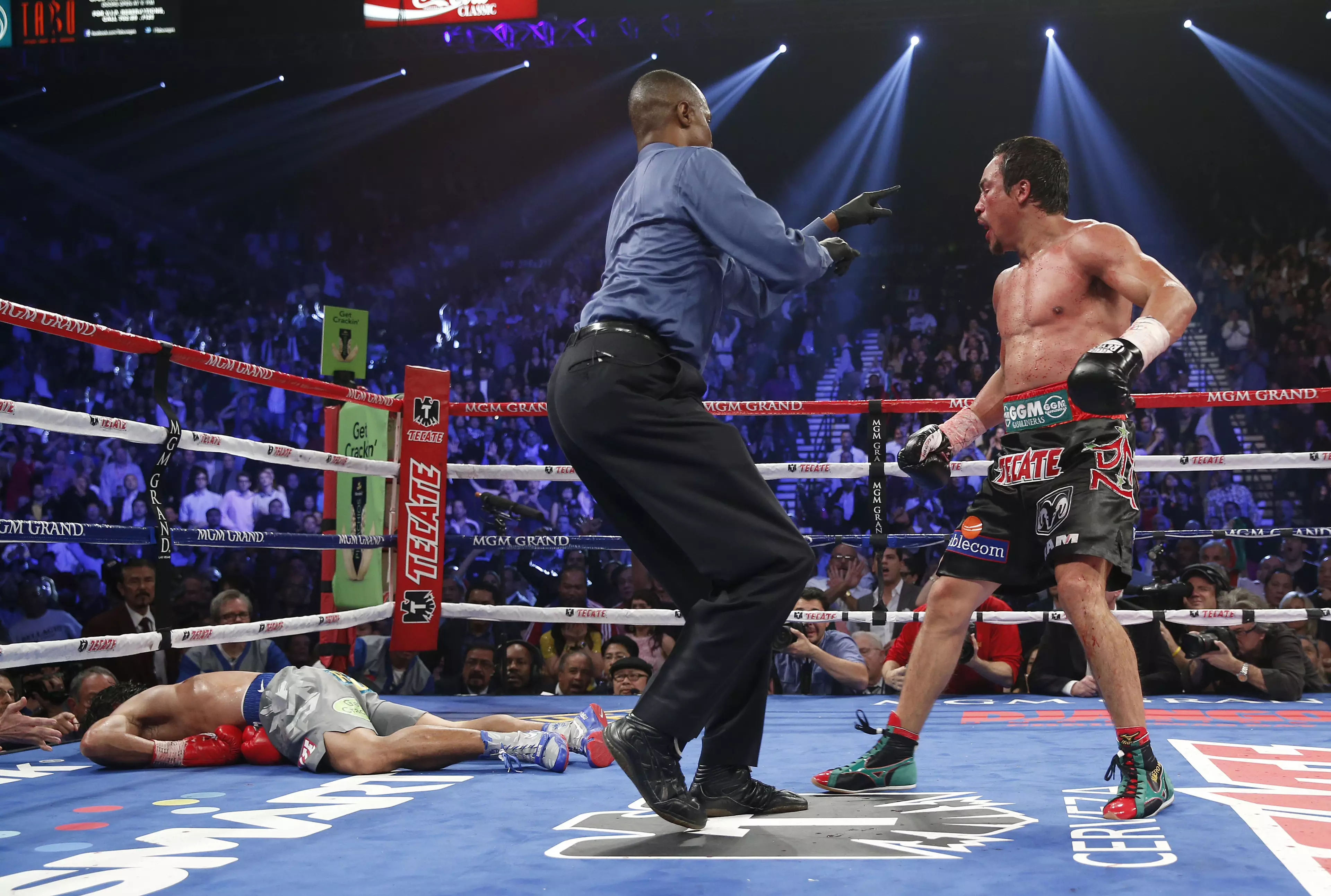 KO Of The Day: Marquez Stops Manny Pacquiao In Devastating Fashion