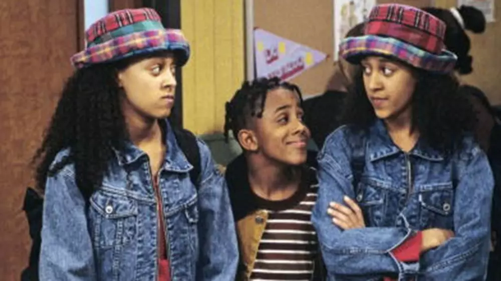 Tia and Tamera from Sister Sister are back on Netflix (