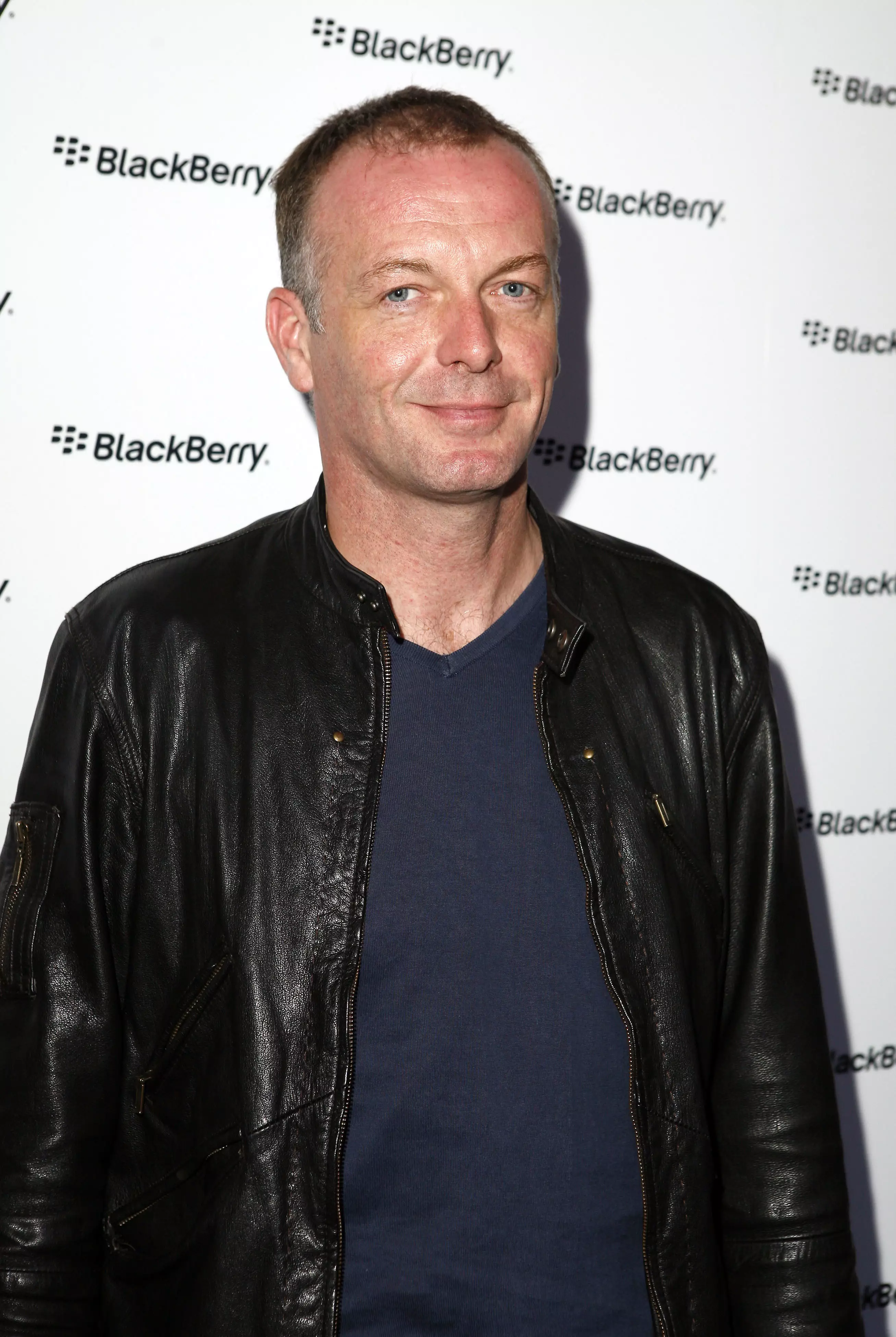 Hugo Speer joins the cast as undercover police handler Frank Young for season 3. (