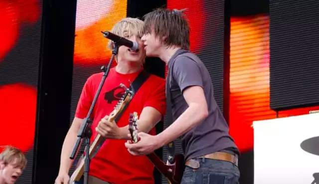 McFly formed in 2003 (