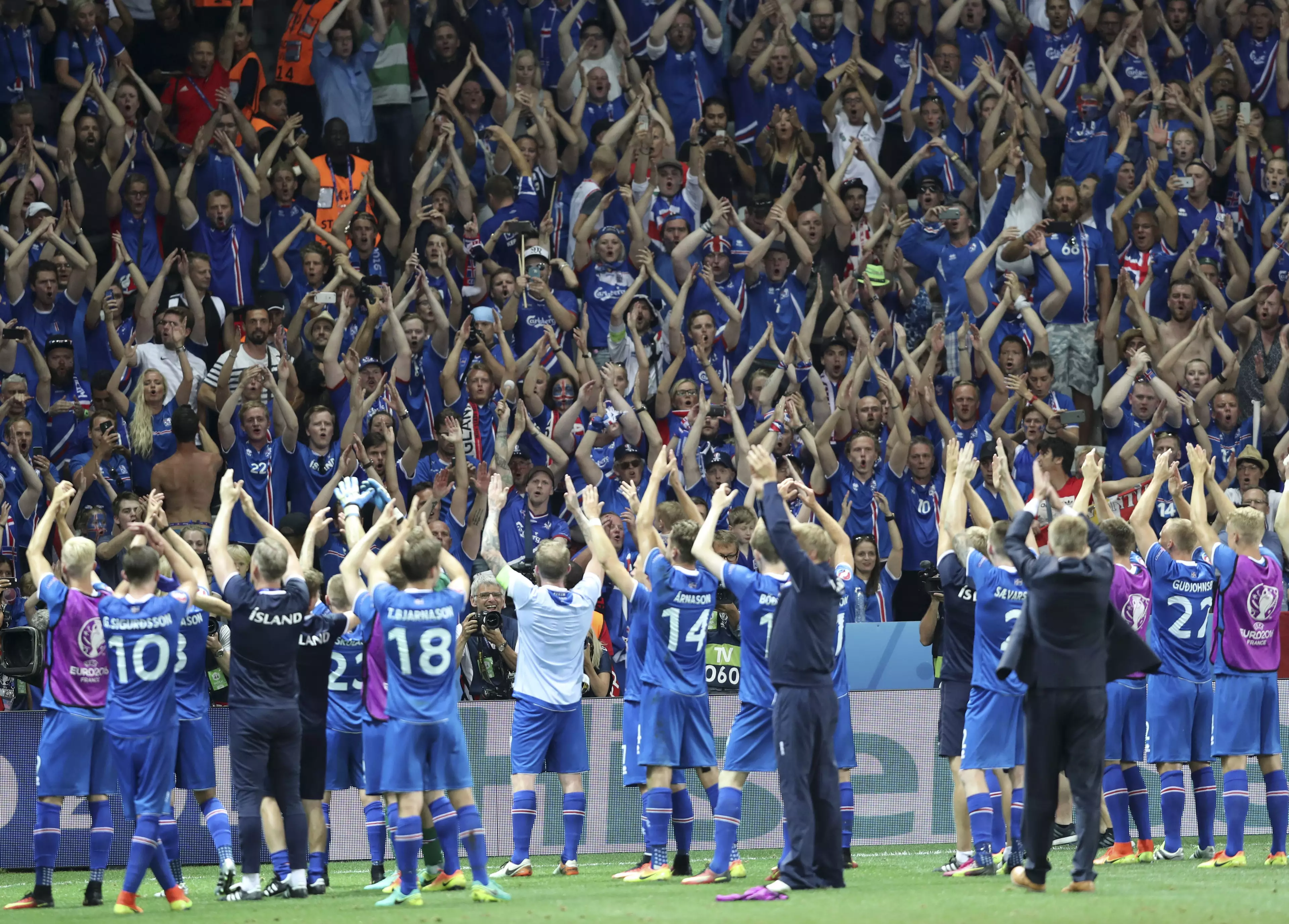 Iceland Fans Nominated For First Ever FIFA Fan Award