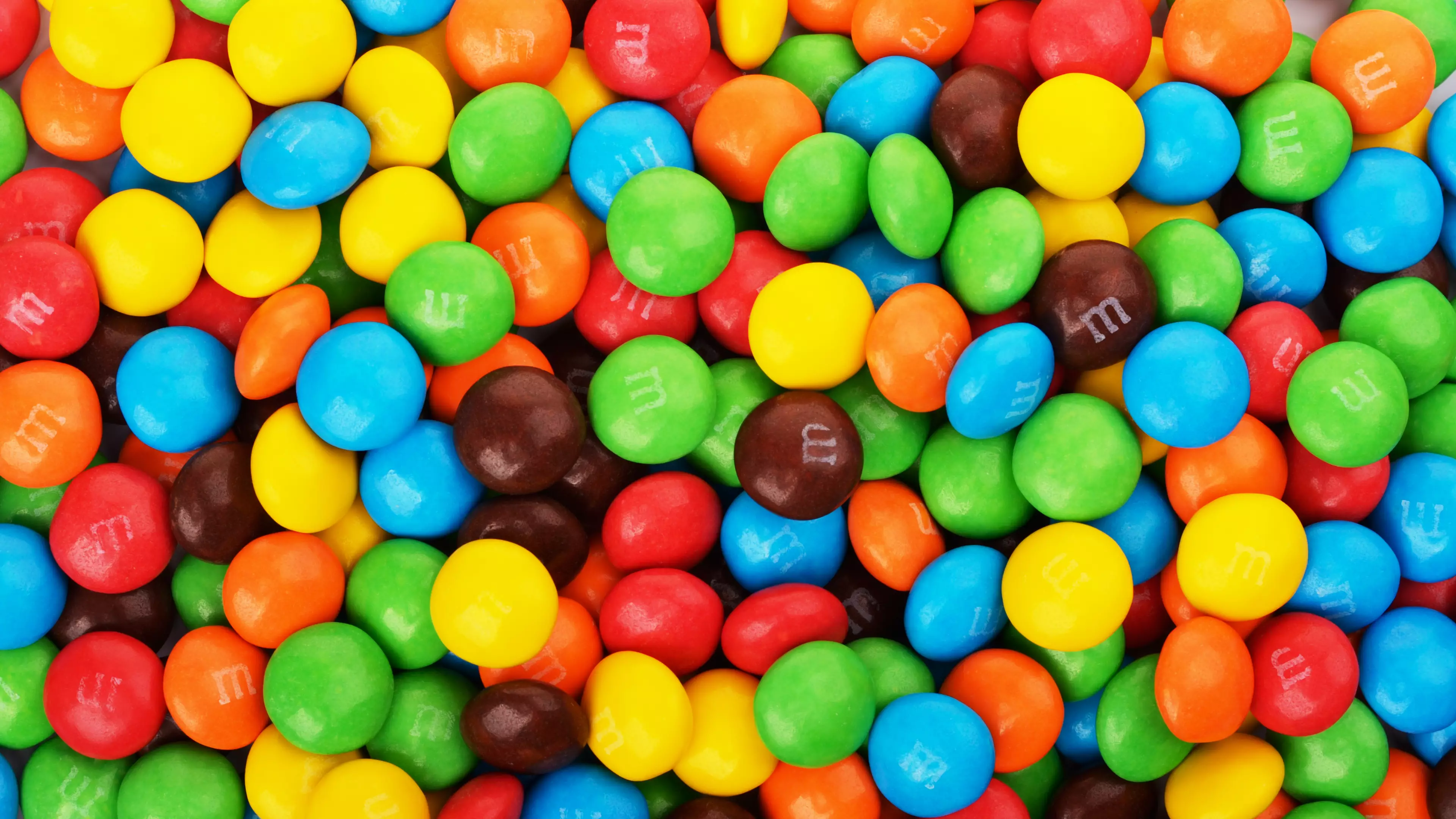 You Can Now Get M&M Popcorn With Chocolate Sauce