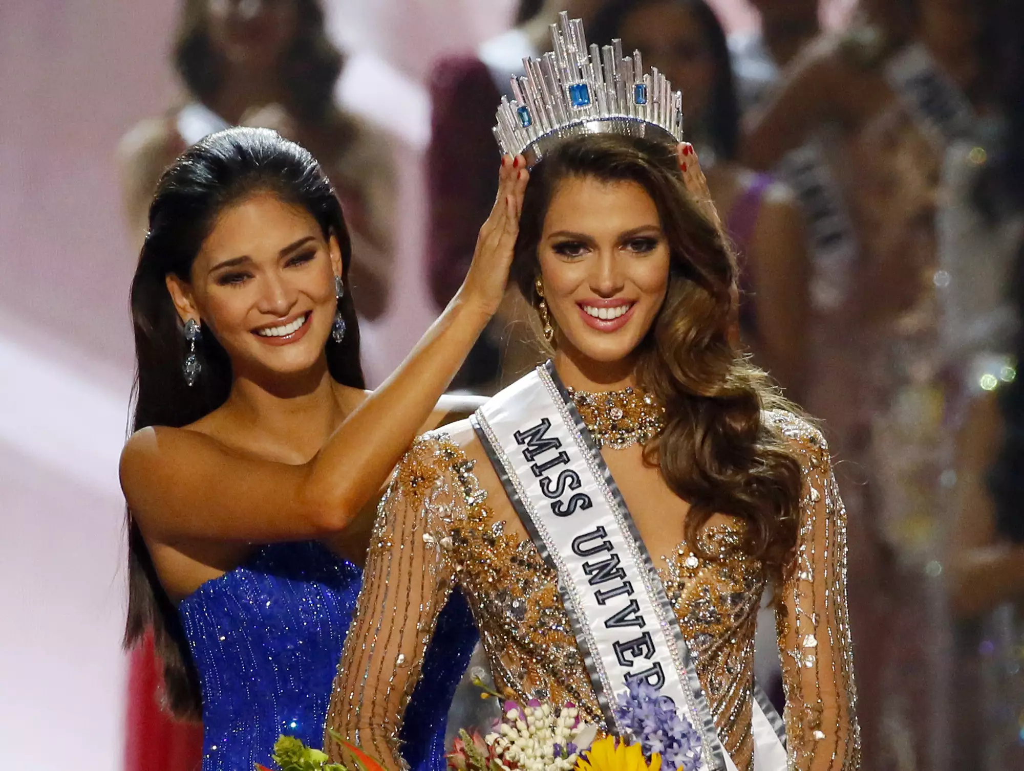 Miss Universe Gets Revenge After Steve Harvey's Mistake Last Year 
