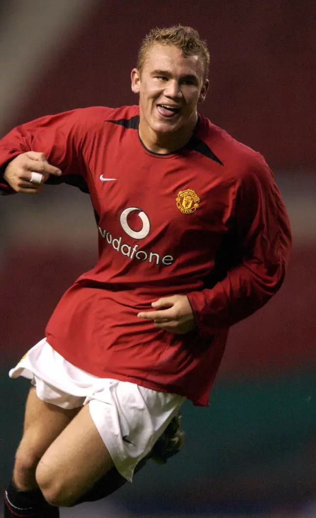 Man United player didn't eat butter for 10 years because of Gary Neville Man United player didn't eat butter for 10 years because of Gary Neville