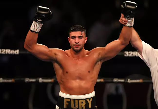 Tommy Fury Denied Entry Into USA Ahead Of Jake Paul Fight - cover