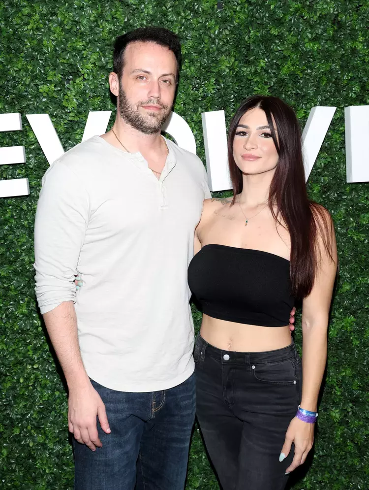 Shocking moment influencer gives birth on livestream as 30,000 people watch