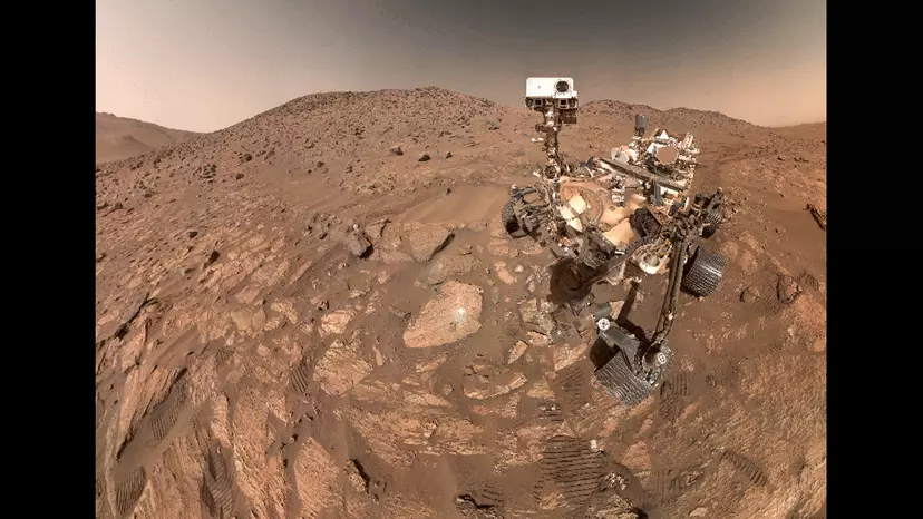 NASA's Perseverance rover stumbles on rock that could show signs of ...