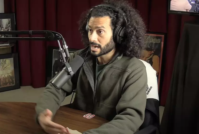 CIA agent explains unusual process in how he got recruited - News - UNILAD